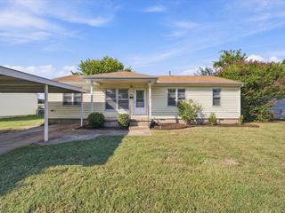 511 E Duncan Street, Jenks, OK 74037