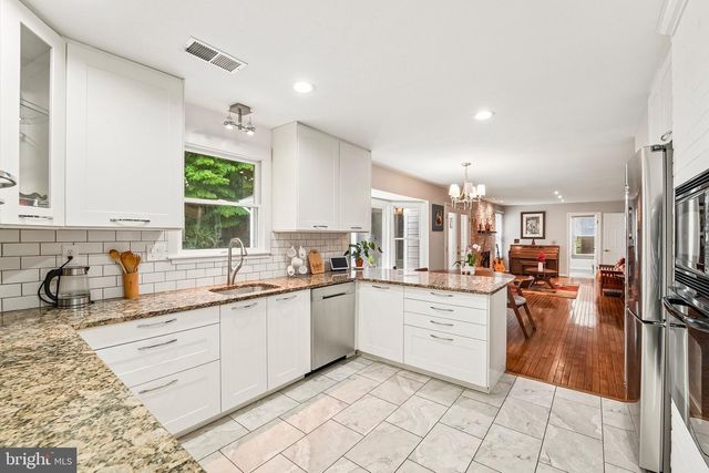 14527 JAYSTONE DR, Silver Spring, MD 20905