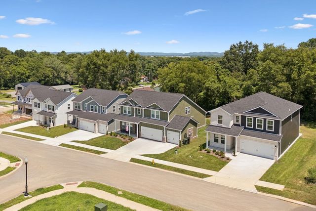 1212 Valley Ridge Dr, Gallatin, TN 37066