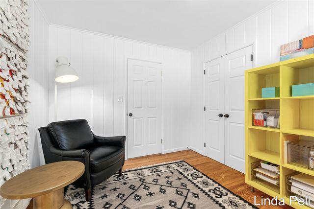 7146 Thorncrest Drive, Grand Rapids, MI 49546