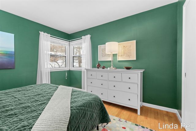 7146 Thorncrest Drive, Grand Rapids, MI 49546