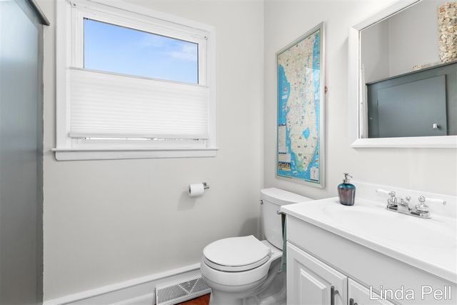 7146 Thorncrest Drive, Grand Rapids, MI 49546