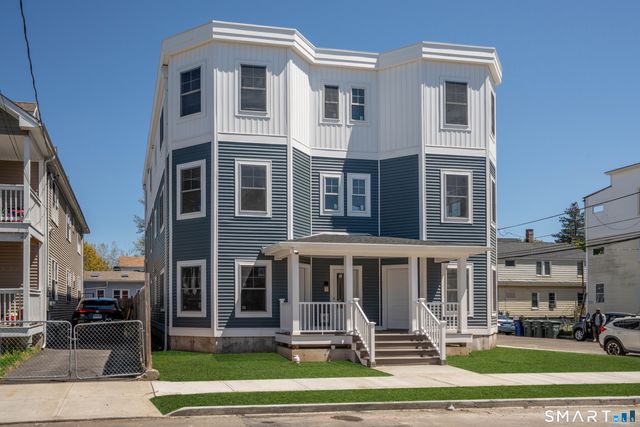 390 Carroll Avenue, Bridgeport, CT 06607
