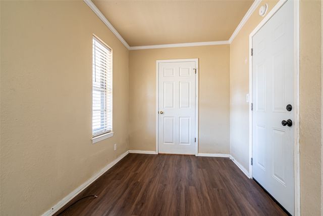 2015 Wood Court, Granbury, TX 76048