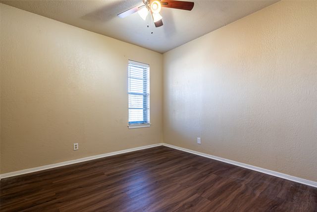 2015 Wood Court, Granbury, TX 76048