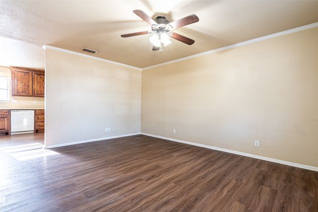 2015 Wood Court, Granbury, TX 76048