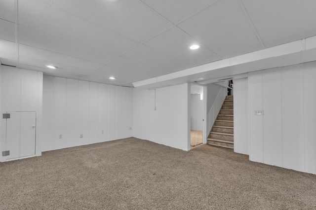 24700 Ross Street, Dearborn, MI 48124