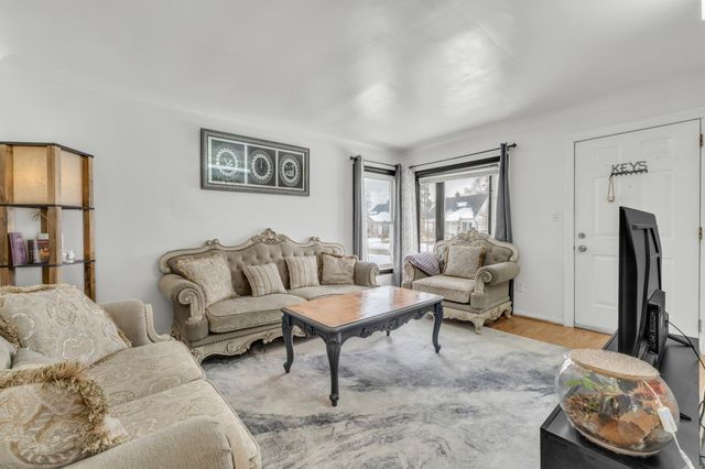 24700 Ross Street, Dearborn, MI 48124