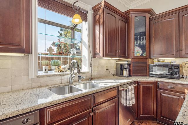 16241 County Road 1322, Flint, TX 75762