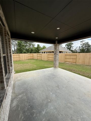 13105 Bridge Crest Drive, Conroe, TX 77302