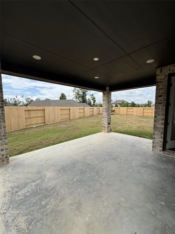 13105 Bridge Crest Drive, Conroe, TX 77302
