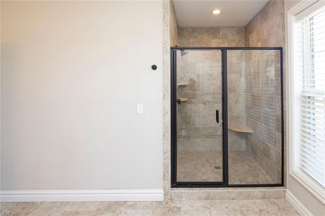 1409 Paul Eason DR, Chesapeake, VA 23322