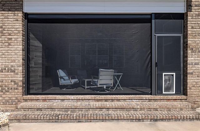 1409 Paul Eason DR, Chesapeake, VA 23322