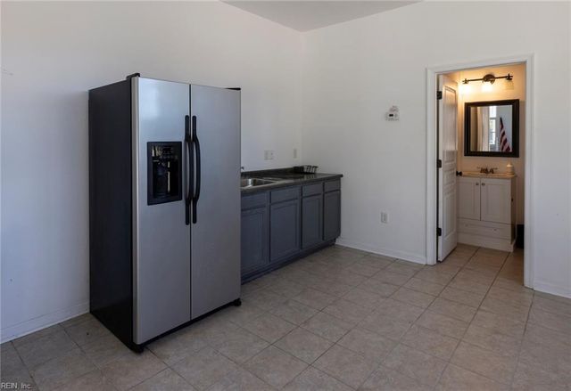 1409 Paul Eason DR, Chesapeake, VA 23322