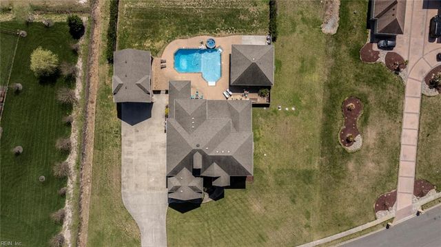 1409 Paul Eason DR, Chesapeake, VA 23322