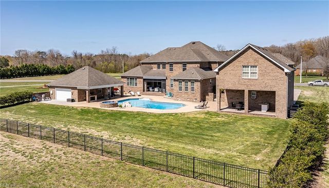 1409 Paul Eason DR, Chesapeake, VA 23322