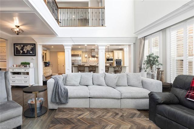 1409 Paul Eason DR, Chesapeake, VA 23322