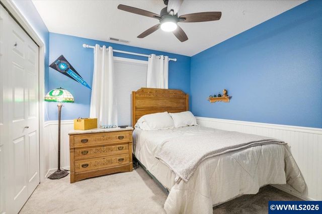 903 Eisenhower Dr NW, Salem, OR 97304