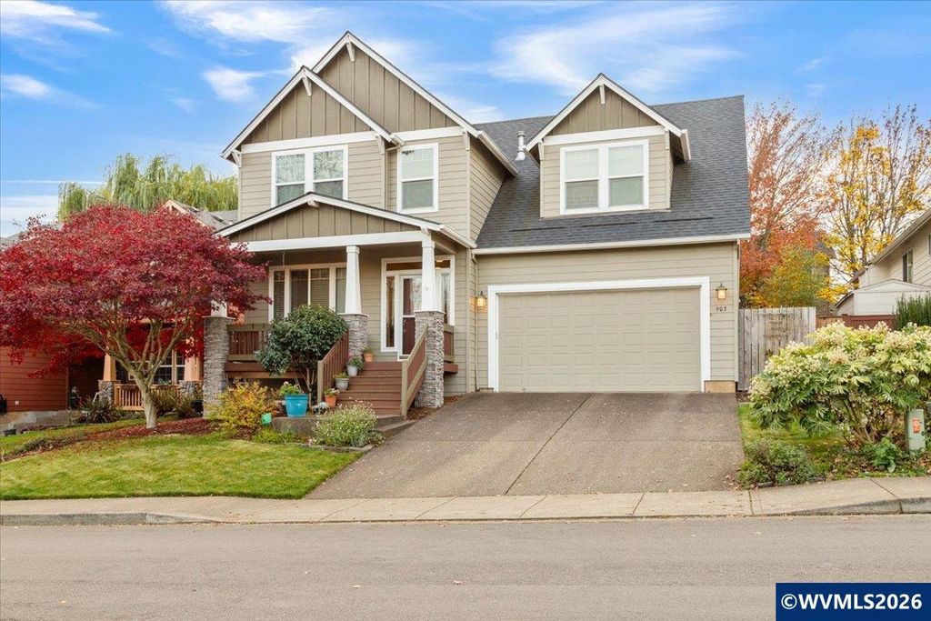 903 Eisenhower Dr NW, Salem, OR 97304