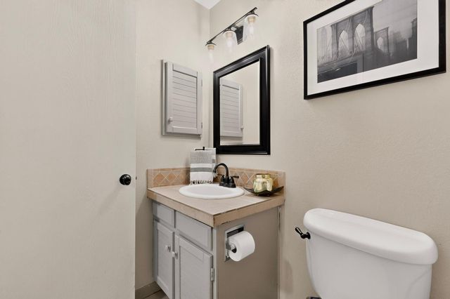 4550 Pyrite Court NE, Rio Rancho, NM 87124