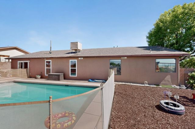 4550 Pyrite Court NE, Rio Rancho, NM 87124