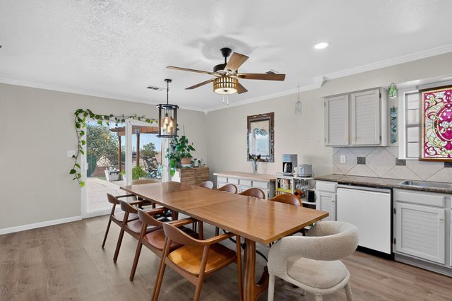 4550 Pyrite Court NE, Rio Rancho, NM 87124