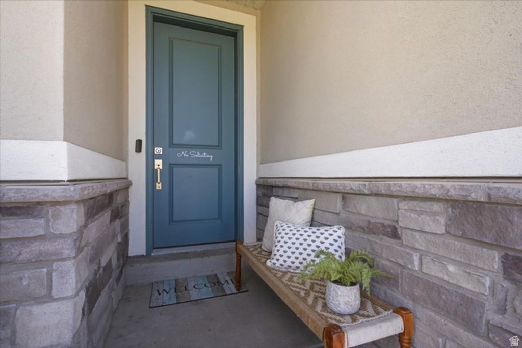 3411 W BLUE CRANE DR, Clinton, UT 84015 — photo 3
