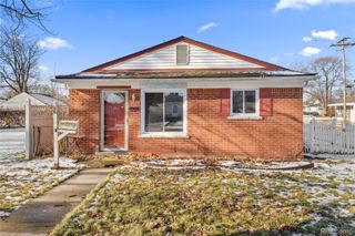 4902 FLEMING Street, Dearborn Heights, MI 48125