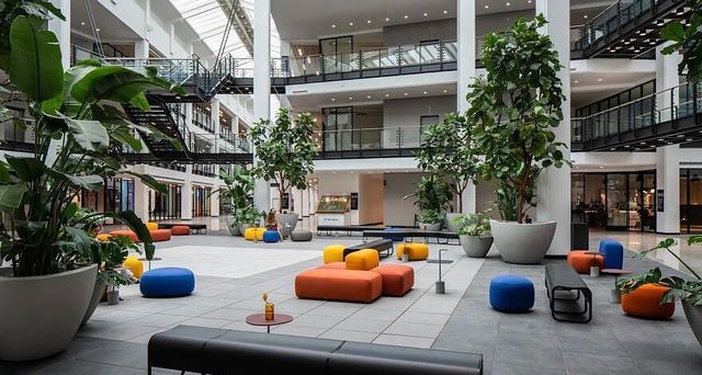 2635 Lohan Way 1, Hoffman Estates, IL 60192