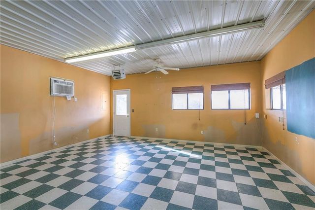 140 NW 1501 Road, Urich, MO 64788