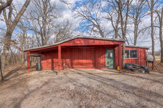 140 NW 1501 Road, Urich, MO 64788