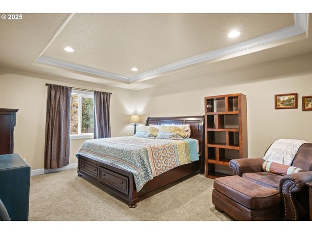 150 Se MUIRFIELD Ave, Salem, OR 97306