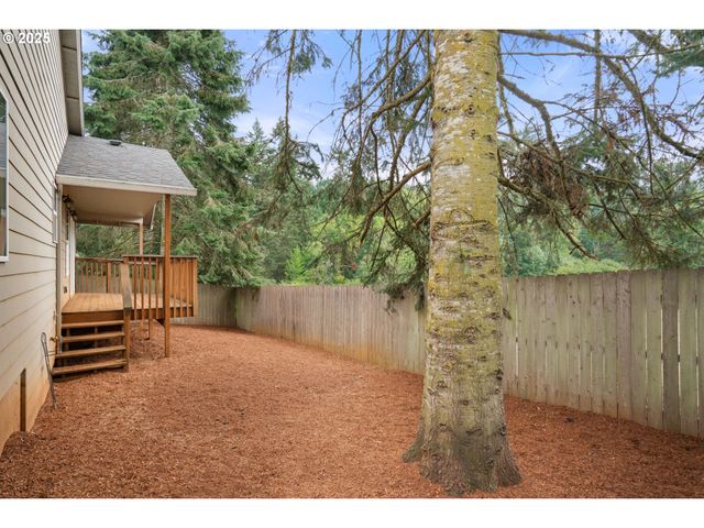 150 Se MUIRFIELD Ave, Salem, OR 97306