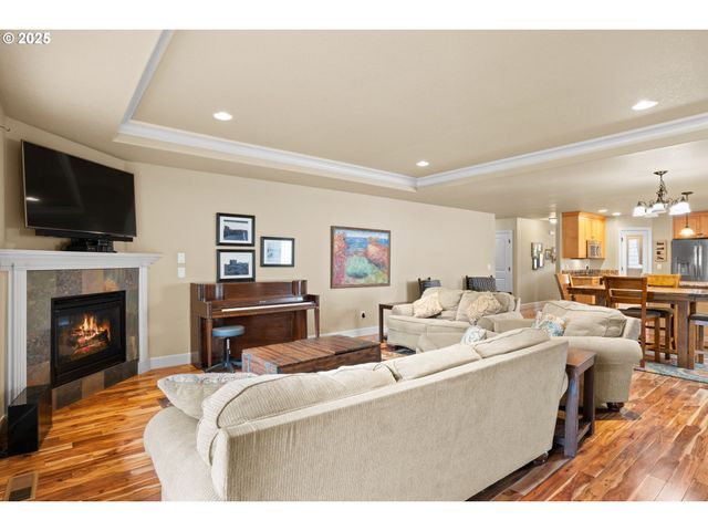 150 Se MUIRFIELD Ave, Salem, OR 97306