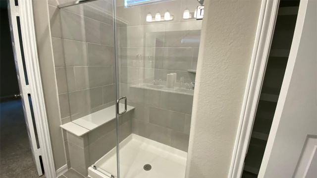 7059 Silverleaf Oak Street, Conroe, TX 77304