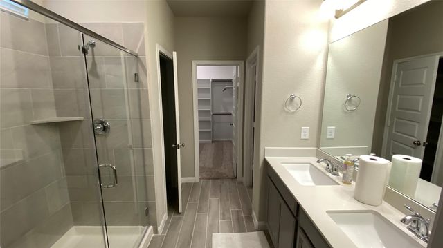 7059 Silverleaf Oak Street, Conroe, TX 77304