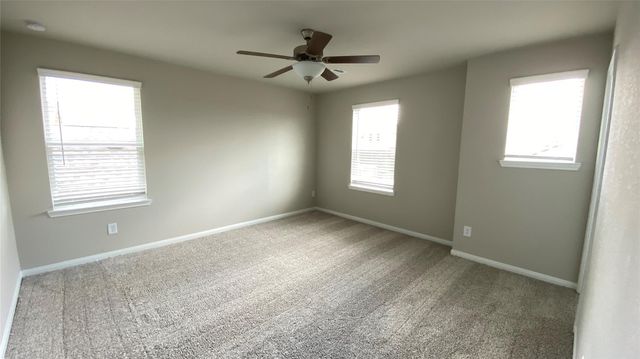 7059 Silverleaf Oak Street, Conroe, TX 77304