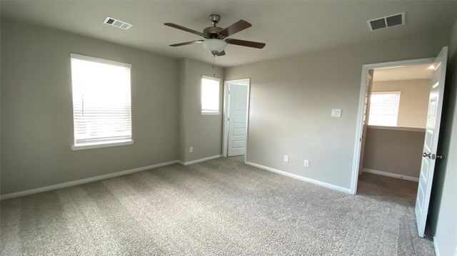 7059 Silverleaf Oak Street, Conroe, TX 77304