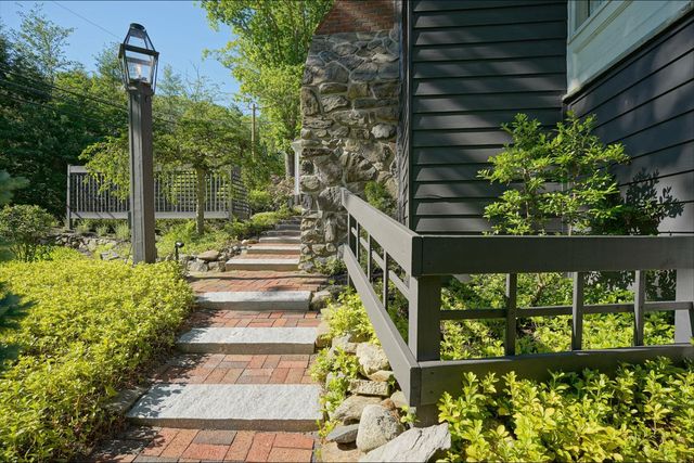 129 Mill Road, North Hampton, NH 03862