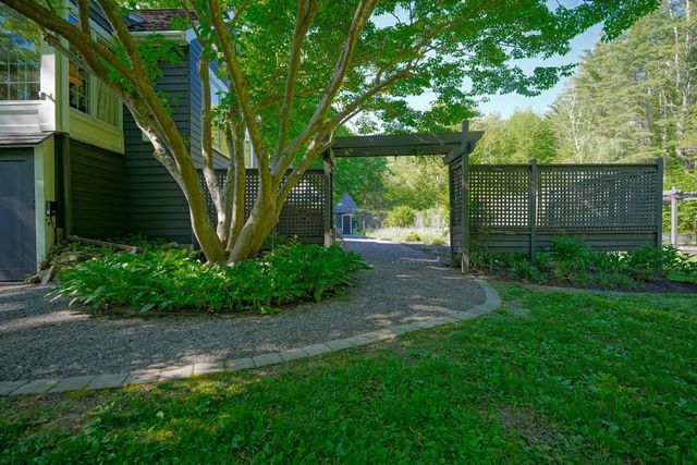 129 Mill Road, North Hampton, NH 03862