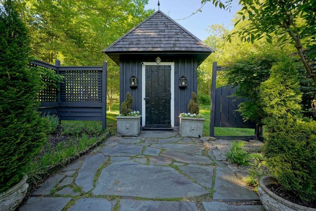 129 Mill Road, North Hampton, NH 03862