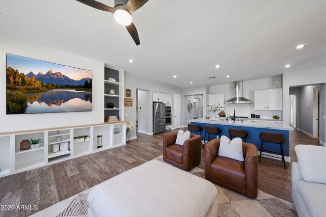 28503 N 67TH Drive, Peoria, AZ 85383