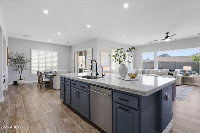 28503 N 67TH Drive, Peoria, AZ 85383