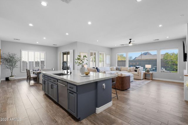 28503 N 67TH Drive, Peoria, AZ 85383