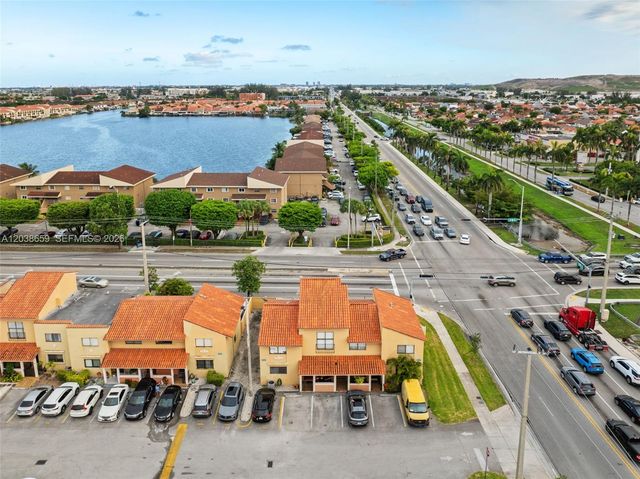 2770 W 60th Place 202, Hialeah, FL 33016