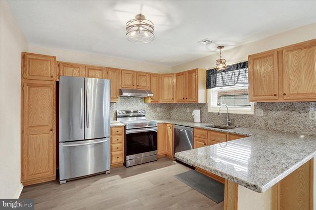 7236 CLEARFIELD ST, Harrisburg, PA 17111