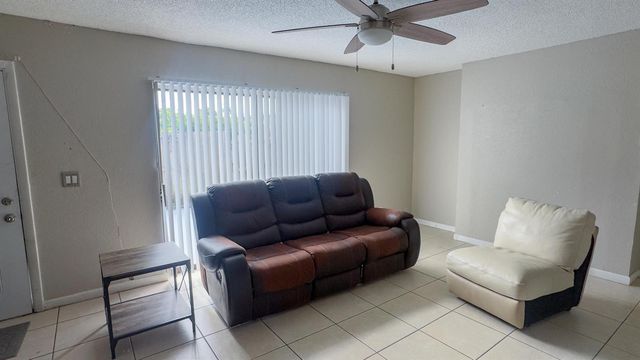 407 Arabian Road, Palm Springs, FL 33461