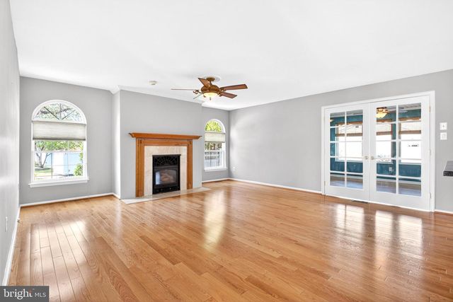 14 HILLIARD WAY, Sewell, NJ 08080