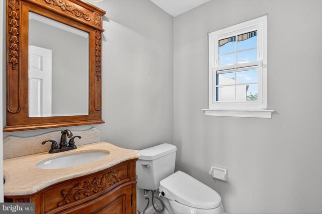 14 HILLIARD WAY, Sewell, NJ 08080