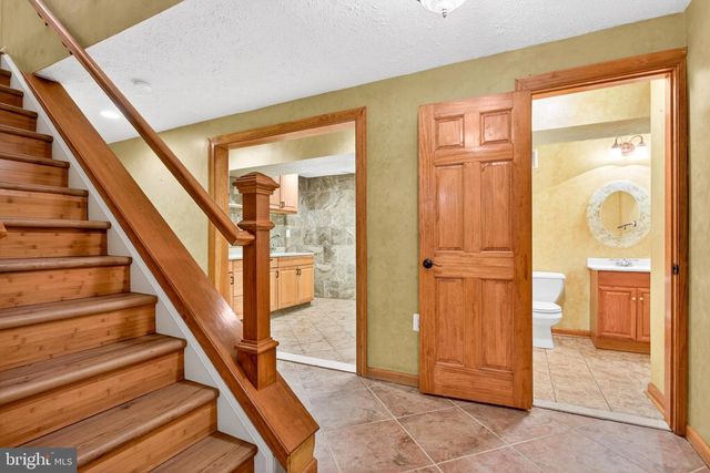 14 HILLIARD WAY, Sewell, NJ 08080